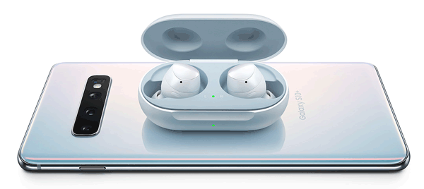 Le Galaxy S10 partage l'alimentation sans fil avec les Galaxy Buds